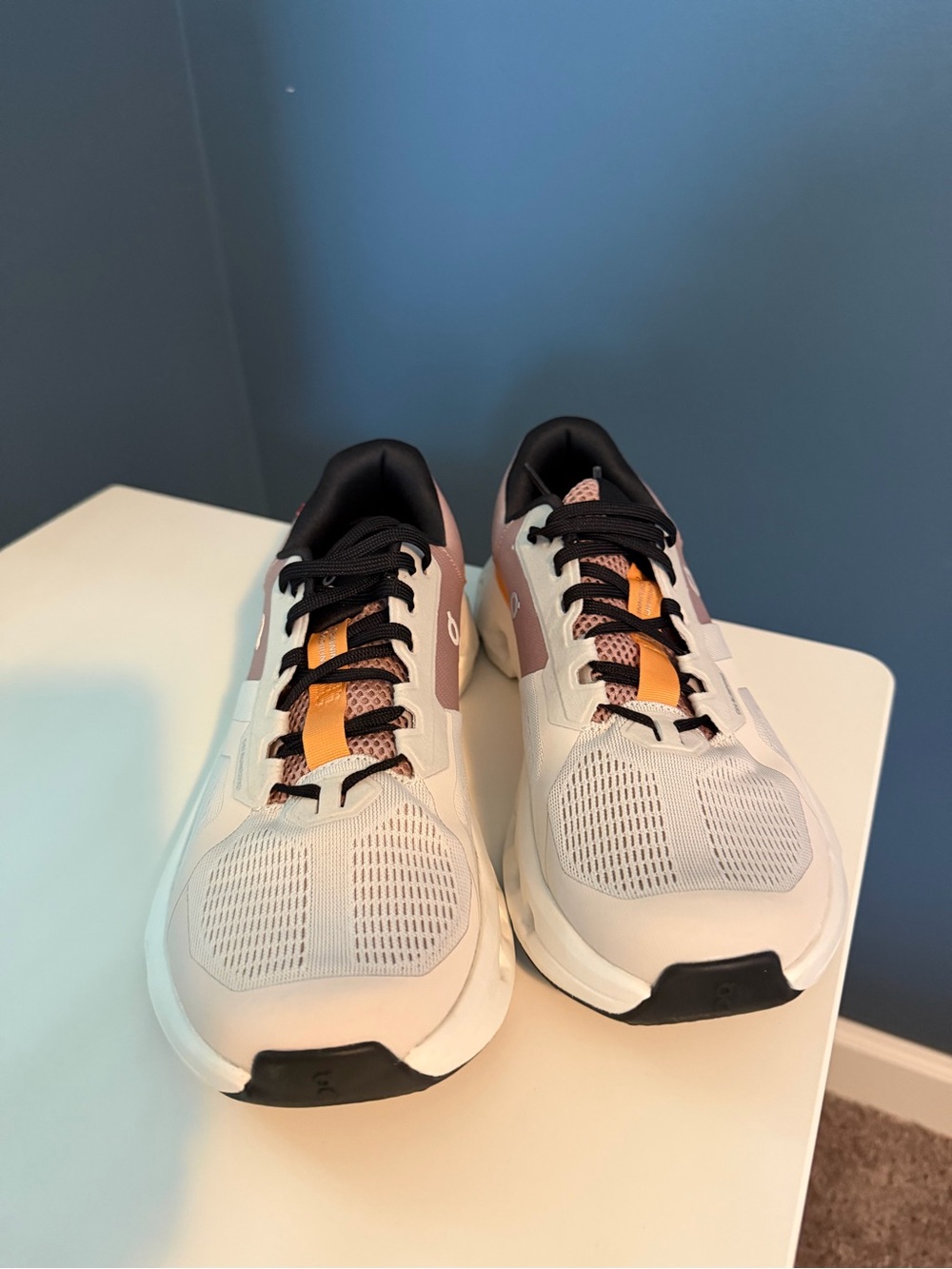 On Running Women's Cloudrunner 2 WIDE size 8 - Picture 6 of 6